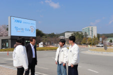 강원대 강릉캠퍼스 교명간판 교체 내부정비 눈길