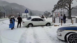 대설주의보 속 눈길 교통사고 잇따라