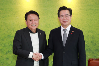 김영환 충북지사, 정황근 농림부장관 만나 오송3생명과학산단 조기 착수 협조 요청