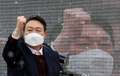 주먹 불끈 윤석열 광주 GDP 전국 꼴등... 민주당 또 찍을 거냐