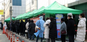 확진자 폭증에 신규 확진 17만 1452명…위중증도 다시 500명대