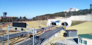 [주말산책]핫플레이스 보령해저터널 가볼까...천북 굴, 대천항 물잠뱅이탕은 덤