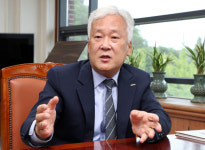 [대일응접실]지구 밖 광물 탐사 꿈꾼다