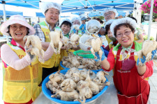 [포토] 사랑의 삼계탕 나누기