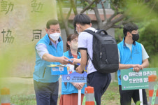 공주시, 청소년 범죄예방을 위해 등굣길 학교폭력 예방 캠페인 펼쳐