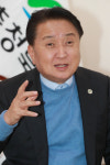 충북 곳곳을 부지런히 다니며 많이 보고, 듣고, 배웠다
