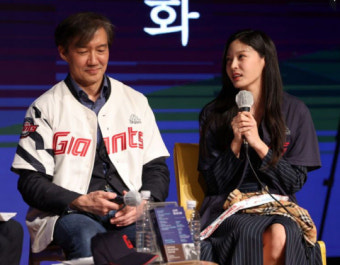조민과 북콘서트 연 조국 
