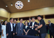 이주호 교육부장관, 천안 불당초서 충남형 늘봄학교 참관