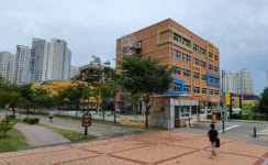 천안 과밀학교 해법 통합학교 부지 활용 부각