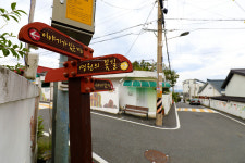 [포토] 흉상 철거 논란 속 홍범도장군로의 운명은