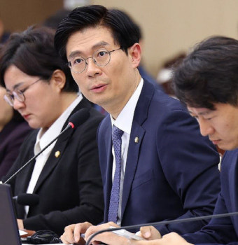 조정훈, 尹 장모 징역에 
