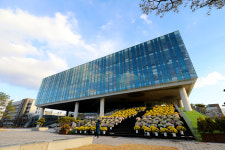 [포토] 국화향기 가득한 카이스트