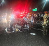 경부고속도로 북천안 IC 인근 추돌사고…SUV 전소