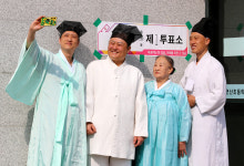 [포토] 투표하는 훈장님