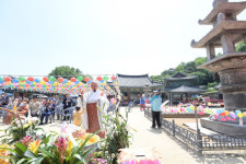 백성현 논산시장, 관촉사 법요식 참석…사랑 강조