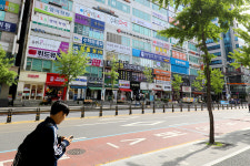 [포토] 들썩이는 학원가