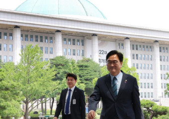 우원식 국회의장, 중국 하얼빈 방문 중 시진핑 국가주석과 접촉