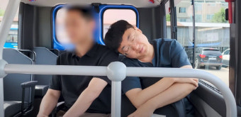 '충주맨'도 따라한 이준석…'유튜브 합방' 제의 오가기도