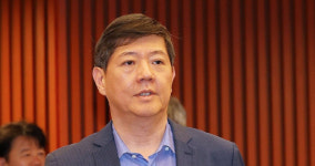 김홍걸 DJ 사저 국비매입 주장에 정치권 연락 한 통 없어
