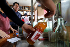 [포토] 깨 볶는 기름집