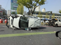 대전 갈마동서 교통사고로 승용차 전복…1명 병원 이송