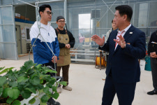 영동군 스마트 팜 미래농업문을 열다