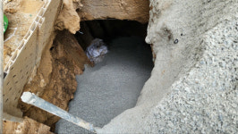 2년째 민원 묵살하더니…부여 아파트 공사현장 싱크홀에 주민 분통