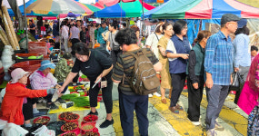 [포토] 추석 앞둔 오일장 활기