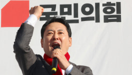 장동혁 과거 벗어나자 외칠수록 과거 머무는 것…계엄 사과 요구 일축