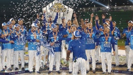 [백투더투데이] 2002 삼성라이온즈 첫 KS 제패, 창단 2번째 우승 순간