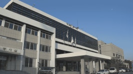 경북 구미시 2025년 최고의 기업인과 근로자를 찾습니다