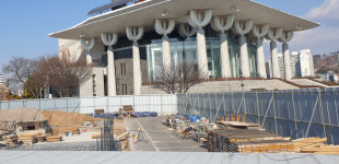 경남도문화회관 건축사적 가치 훼손하지마라 반발 확산