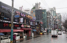 부산 월급쟁이, 코로나 터지자 장사하러 나갔다