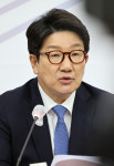 권성동 KBS, MBC 다 언론노조가 좌지우지 하는 방송 아닌가