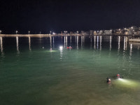 기장 방파제 차량 바다에 빠져 운전자 구조돼