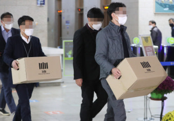 부산판 블랙리스트 입 연 이병진 