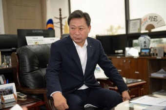 민주 부산시당 오륙도연구소장에 김철훈 전 영도구청장