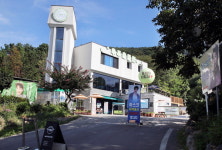 트로트 가수 정동원 본가, 이름 딴 길…지역 관광 ‘핫플’ 등극