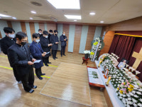 전임 교황 베네딕토 16세 분향소 수영구 남천성당에