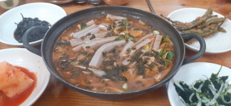 [시인 최원준의 음식문화 잡학사전] <7> 메밀묵과 영주 태평초