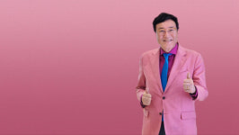 전직은 정치인, 현직은 트로트 가수… 후원회가 여는 별난 노래대회