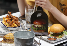 신세계 센텀시티에 14만 원대 고든램지 버거 문 연다