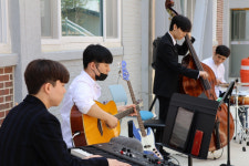 부산예빛학교, 해운대·광안리·일광 해수욕장 버스킹