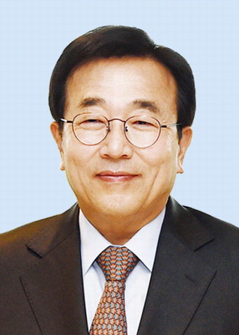 ‘친정’ 부산시 상대로, 5선 서병수가 1인 시위 하는 이유