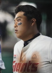 타격 꼴찌, 병살타 1위…한동희 혹독한 성장통