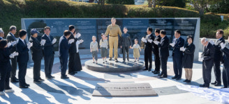 부산 남구 평화공원에 리처드 위트컴 장군 조형물 세워져