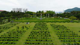 안장자 600명 스토리 발굴 영국인 “그 누구도 잊히지 않길”