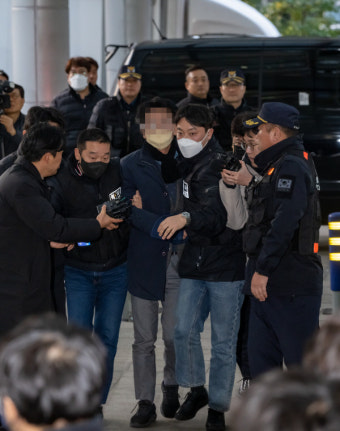 이재명 습격범 평산마을 답사했나... KTX 울산역 방문 확인