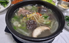 [시인 최원준의 음식문화 잡학사전] <31> 순천 돼지국밥