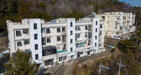 LH, 영주시민아파트 주거개선 보류…주민 “위험해 못 살겠다”